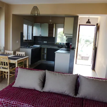 Nikitas 1st Floor Apartment