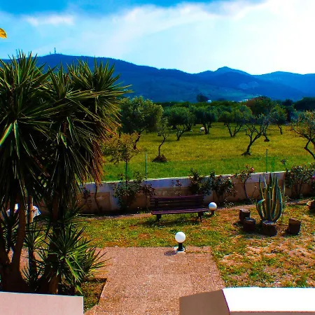 Nikitas 1st Floor Lägenhet