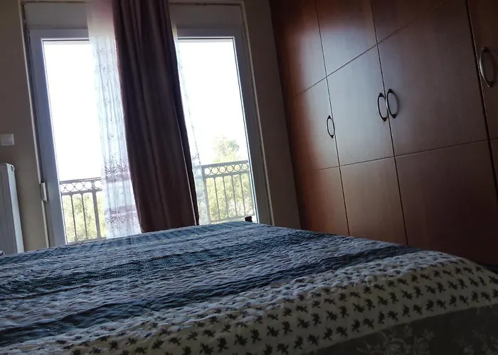 Lägenhet Nikitas 1st Floor