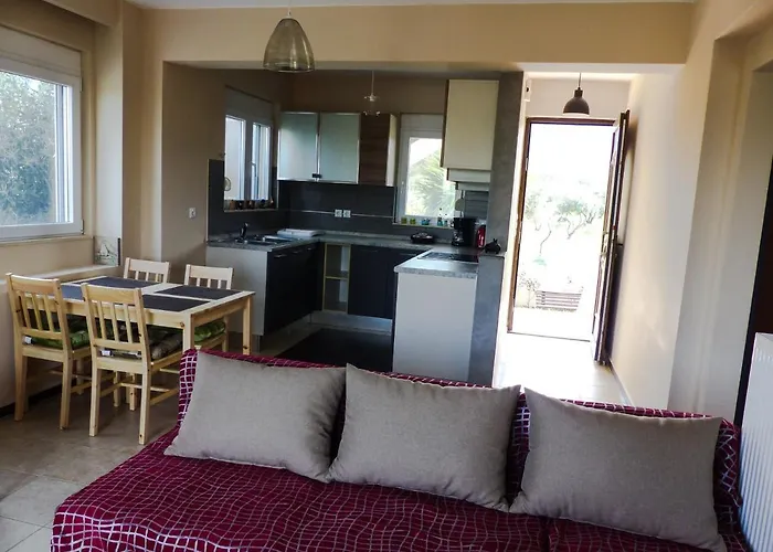 Nikitas 1st Floor Apartment