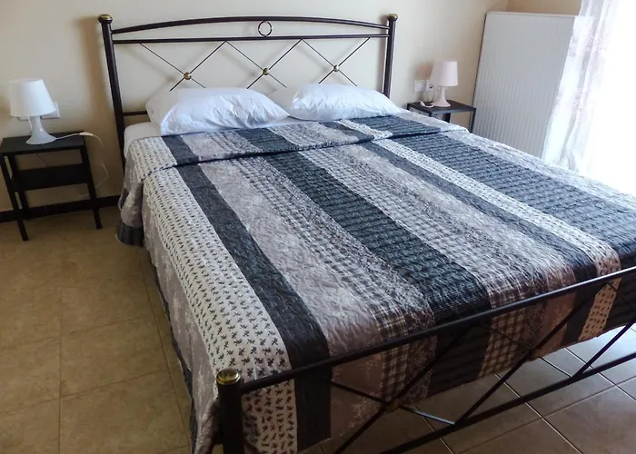 Lägenhet Nikitas 1st Floor